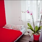 Emma Vandrarhem Warszawa