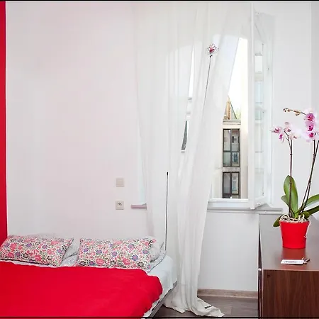 Hostel Emma Varşova