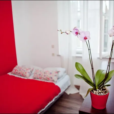 Emma Hostel Varşova